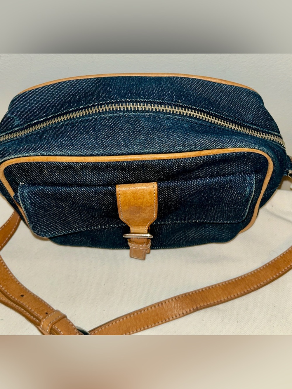 Burberry Blue Label Denim Camera Bag, Authentic Vintage Rare crossbody - Picture 3 of 8